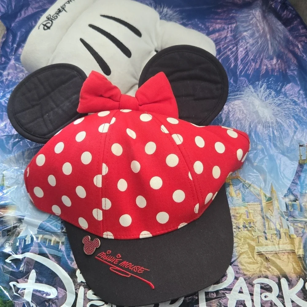 AUTHENTIC‎ DISNEY Minnie Mouse Ears Hat Red/White Polka Dots